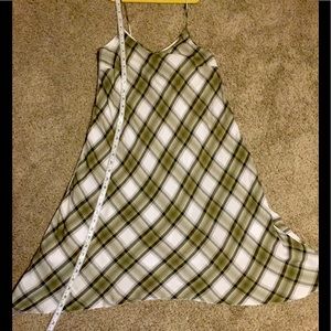 Kensie green plaid midi dress/EUC/worn once